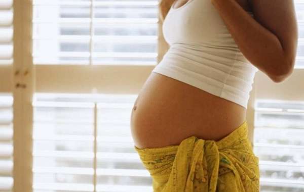 Существуют специальные таблицы, в которых указан примерный вес ребенка на определенном сроке беременности 