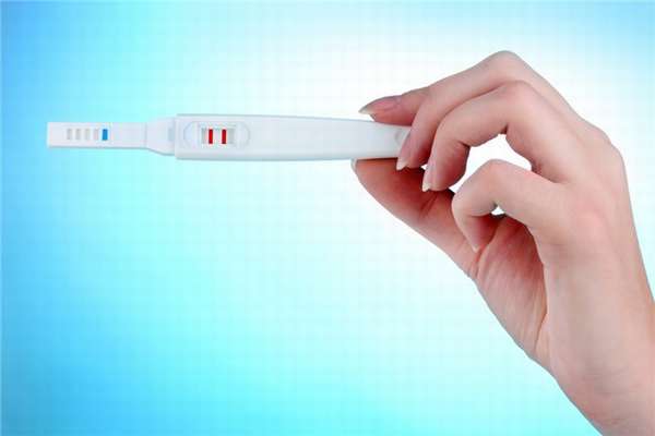 Узнать о беременности можно при помощи специального теста 