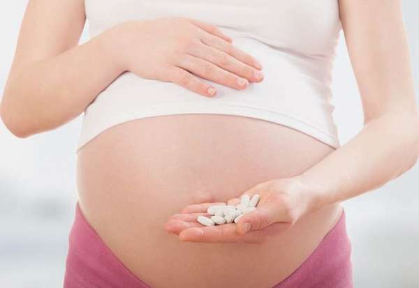 Дротаверин можно принимать на поздних сроках беременности при возникновении различных спазмов 