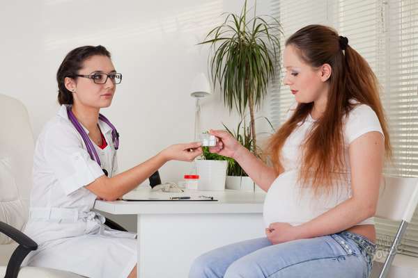 При беременности принимать витамин Е нужно только по назначению врача