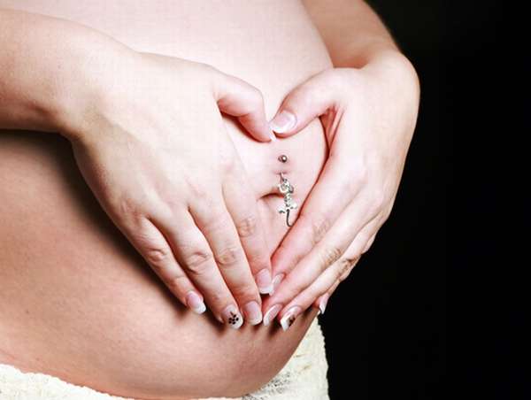 Как правило, живот начинает опускаться за несколько недель до родов 