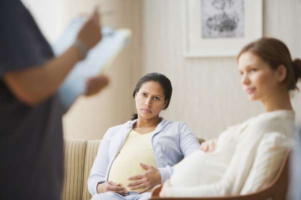 Как правило, родовой сертификат выдается на 30 неделе беременности 