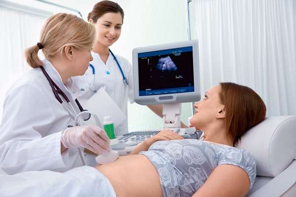 Беременная на первом триместре беременности может испытывать усталость и сонливость