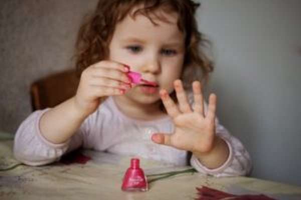 Ребенок ковыряет ногти на руках причины и лечение в домашних условиях
