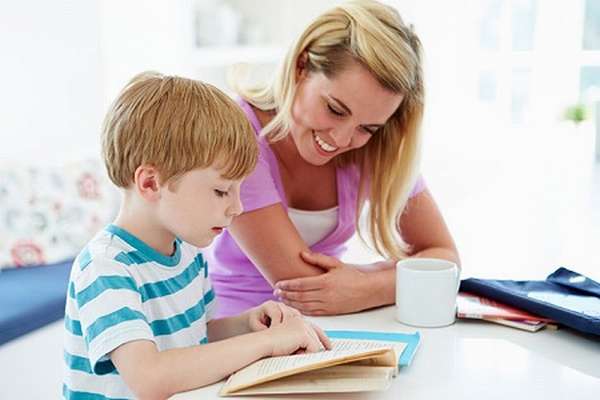 как помочь ребенку делать уроки