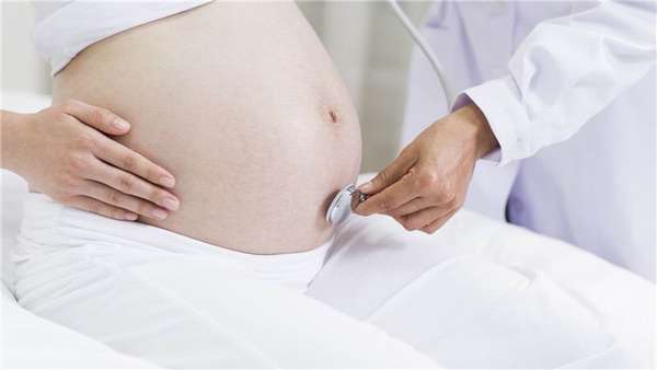 Своевременная диагностика уреаплазмоза при беременности и правильно назначенное лечение предотвратит негативное влияние бактерий на плод