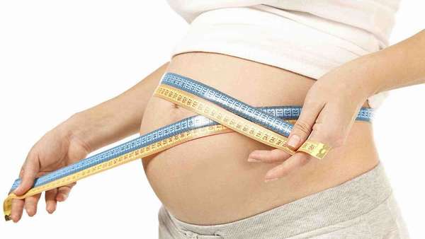 Вес на разных строках беременности может существенно отличаться в зависимости от размеров малыша 