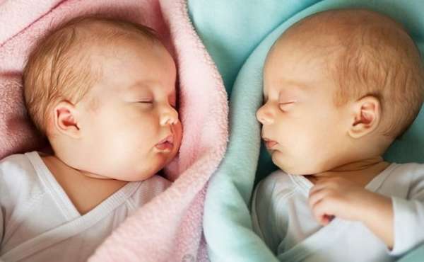 Многие советуют для зачатия двойни использовать определенные позы 