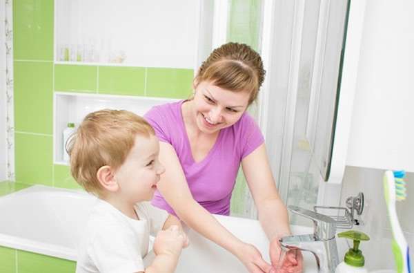 как мыть руки детям