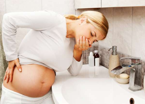 Во время беременности многие женщины жалуются на плохое самочувствие и токсикоз 